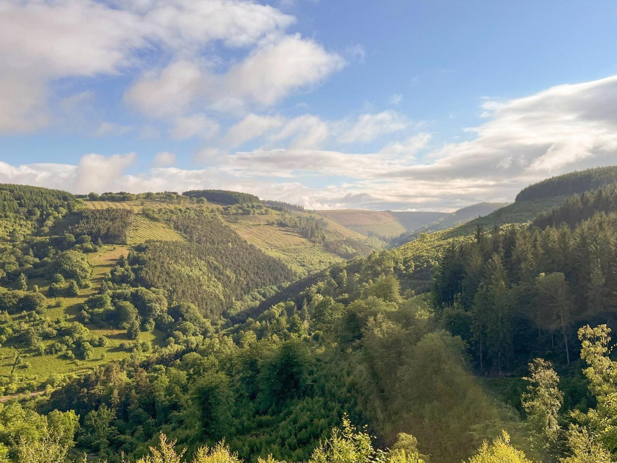 Cwmcarn Cottage Crosskeys Exterior photo
